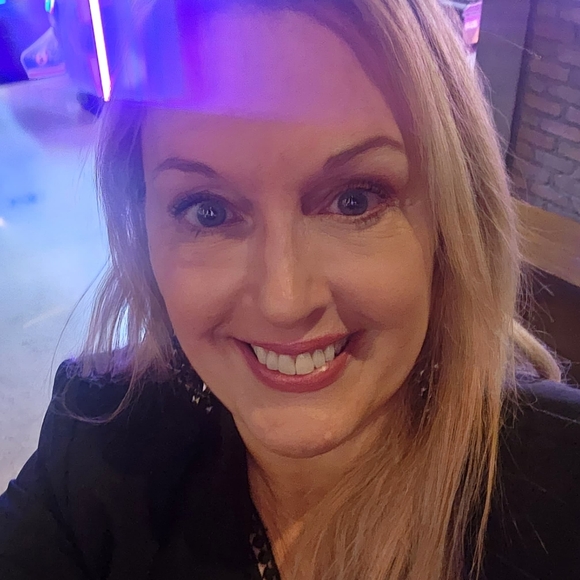 I'M DENISE... - Picture 2 of 13